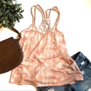 Feathers pink tie dye tank top size small